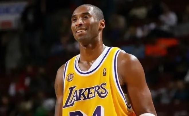 开云入口-传奇的延续：退役球星的“第二春”生涯故事