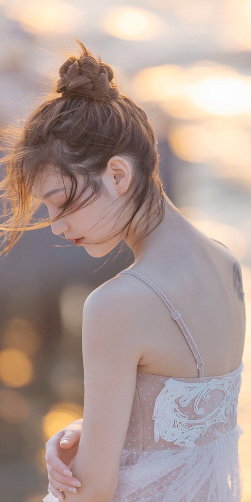 开云官网-青少年电竞大赛落幕，15岁少年夺冠震惊全场，全国青少年电竞挑战赛