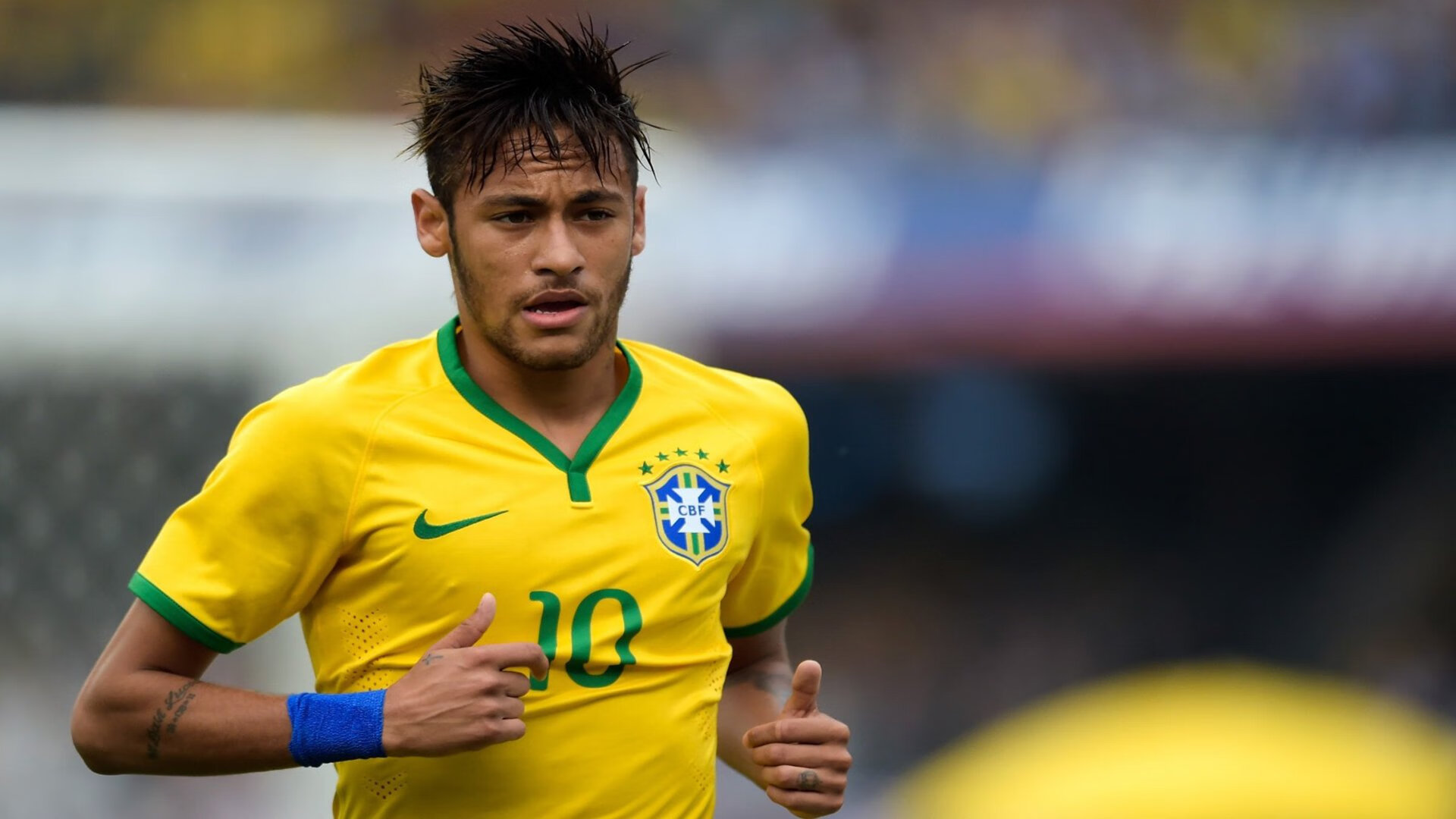 青少年电竞大赛落幕,15岁少年夺冠震惊全场,全国青少年电竞挑战赛