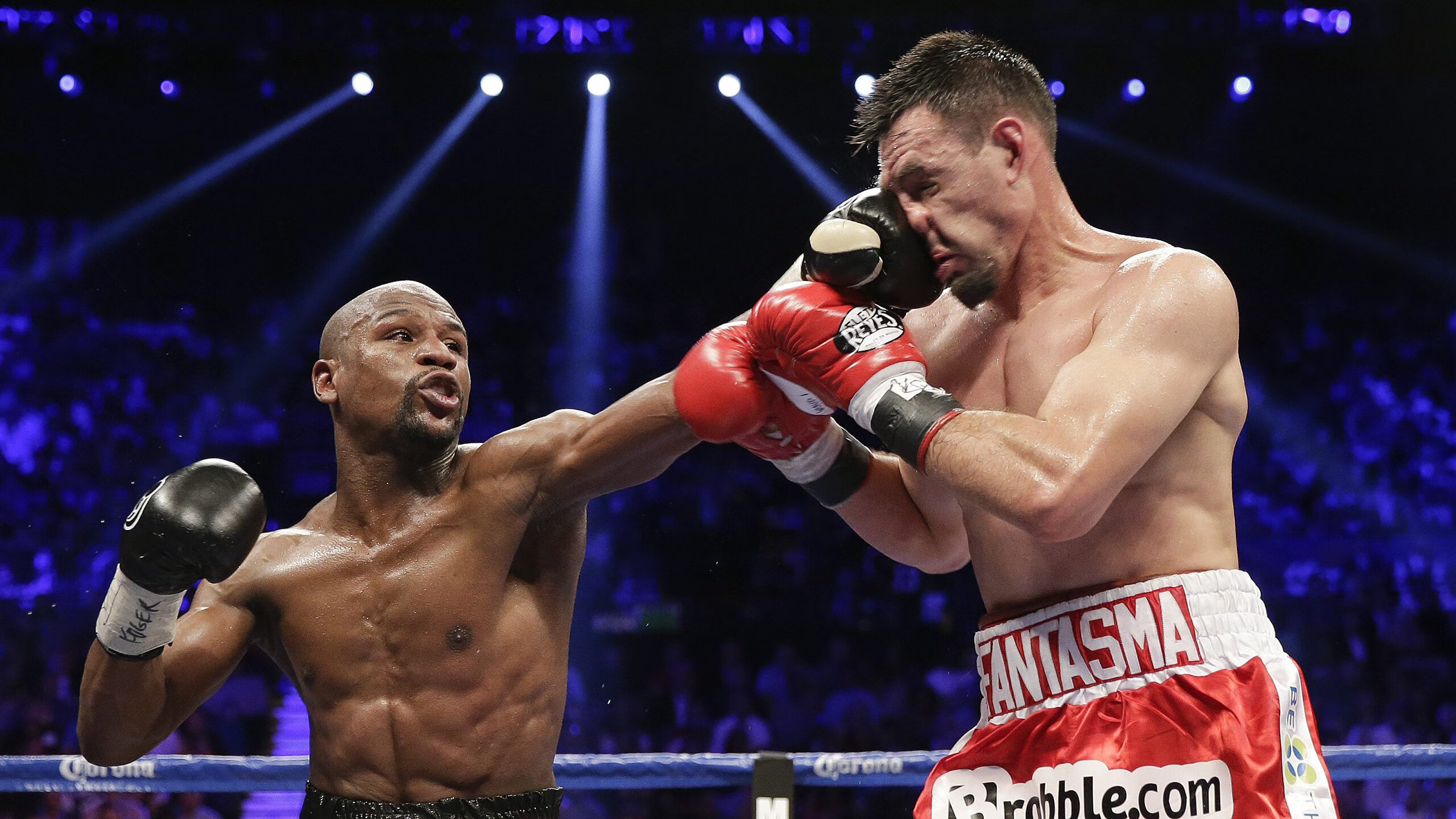 运动员友情赛：比赛之外的温情瞬间，运动员友谊